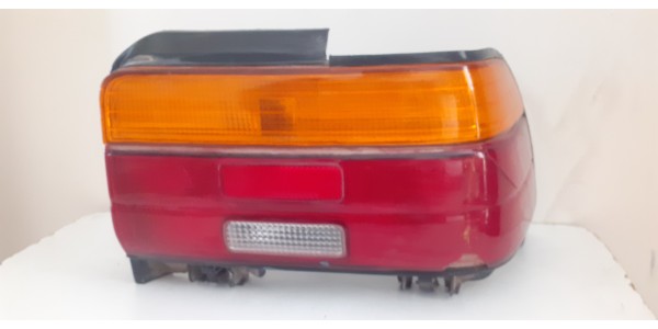 TOYOTA COROLLA SEDAN STOP LAMBASI SAĞ (93-98) DUYLU